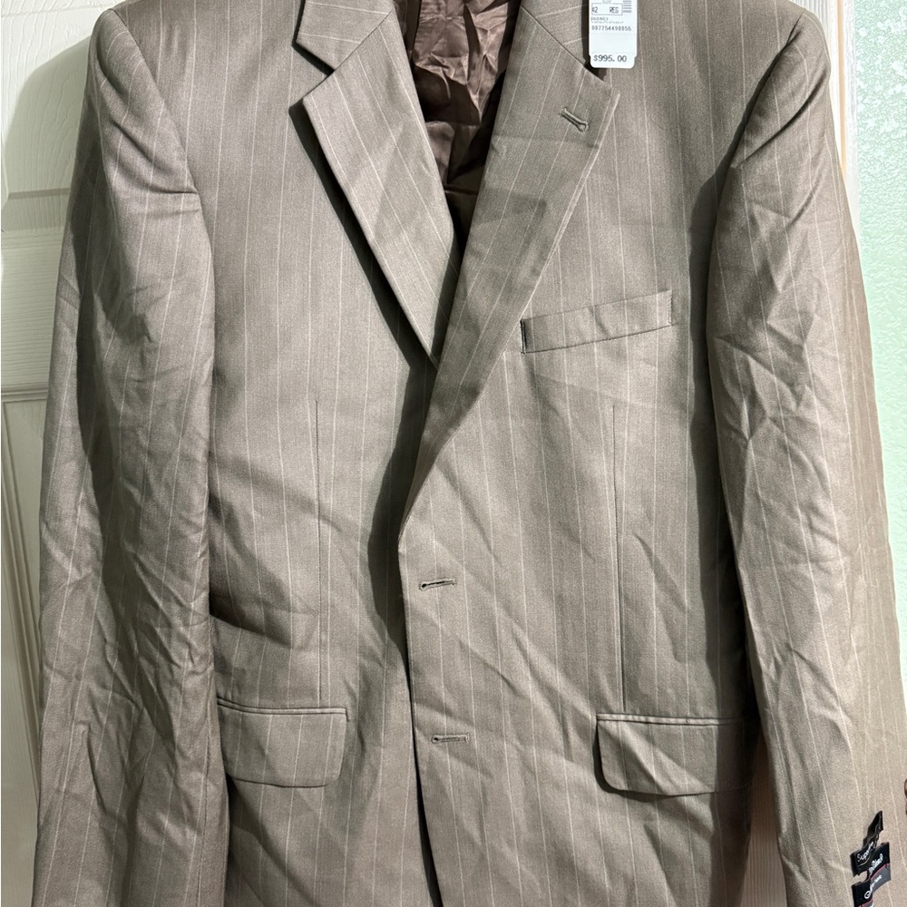 Jos. A. Bank tuxedo jacket  42 Regular